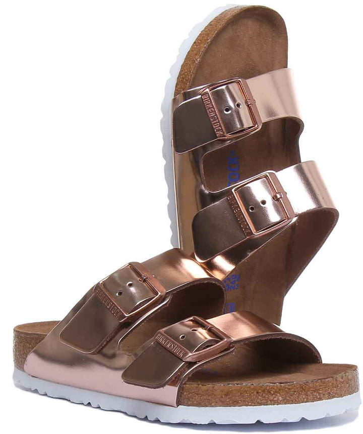 Birkenstock Arizona Sandalo metallico a 2 cinturini con suola morbida da donna in rame