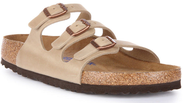 Birkenstock Florida Sandalen van geolied leer met drie bandjes in tabak