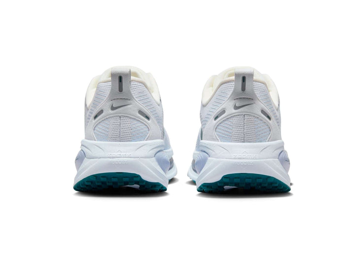 Nike Vomero 18 damlöparskor